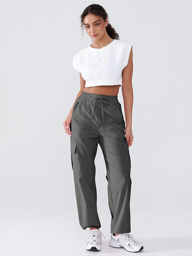 Hiking Pants Women Lightweight Cargo Pants Quick Dry Water Resistant Outdoor Travel Pants with Zipper Pockets