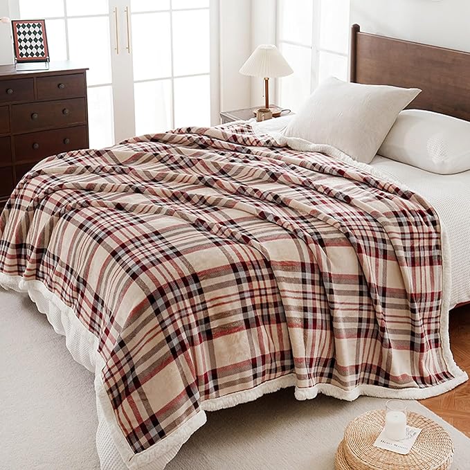 PU MEI Sherpa Fleece Throw Blanket 60" x 80" Reversible Plush Fluffy Large Big Blanket Lattice Flannel Blankets for All Season Use, Beige Stripe